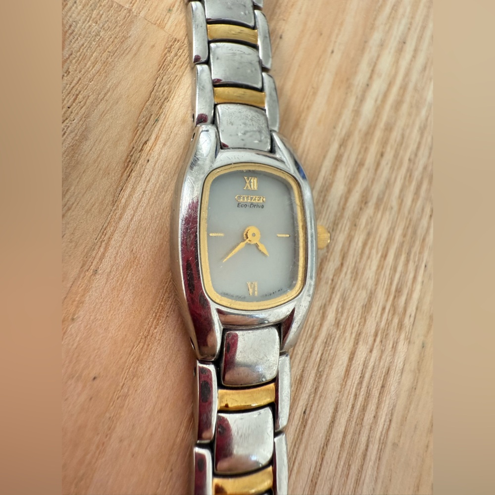 Citizen eco-drive ladies dainty two toned solar power watch - Picture 2 of 13